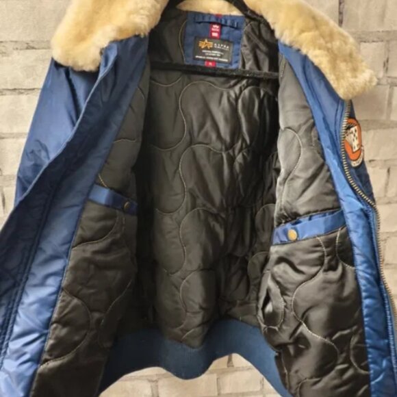 Jacket - Picture 4 of 6